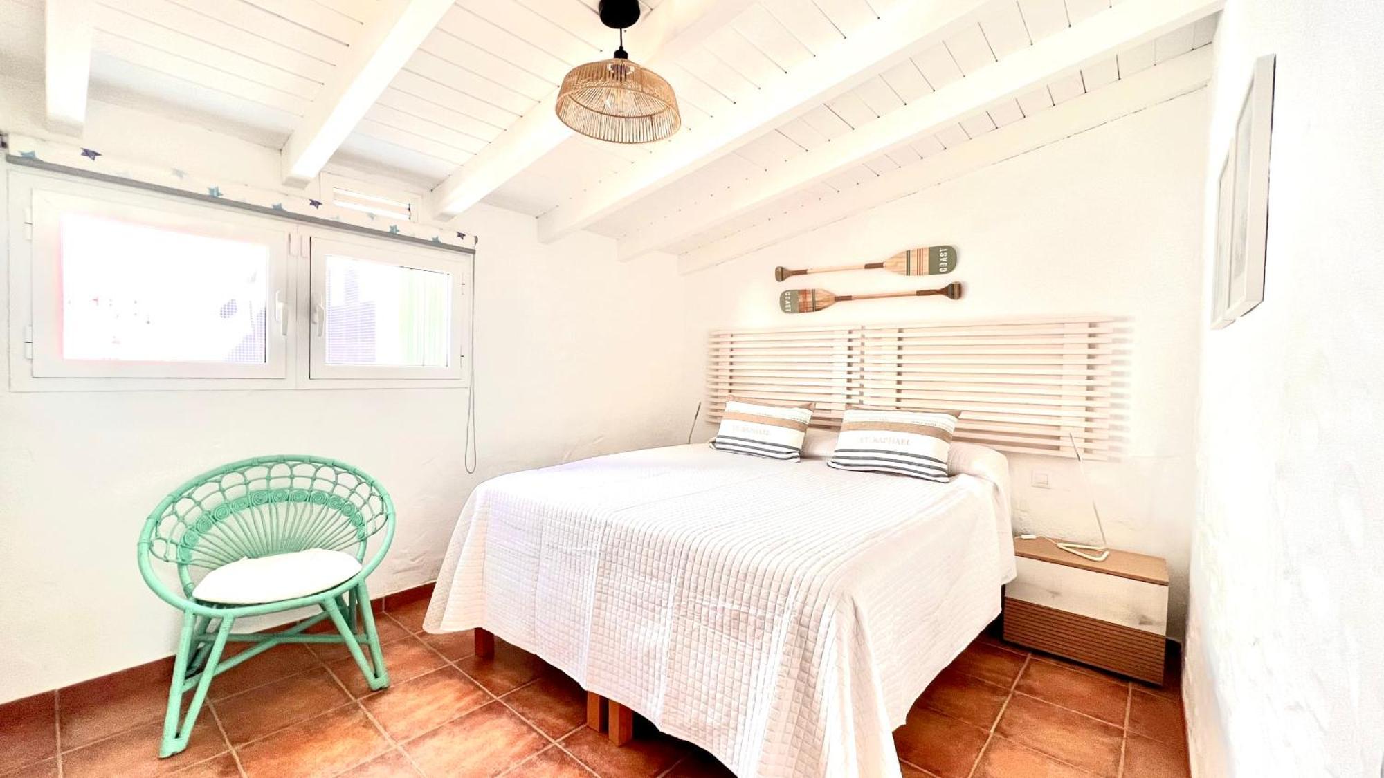 Oasis Beach Holiday Home With Jacuzzi ปลายา เดล อิงเกลส ภายนอก รูปภาพ