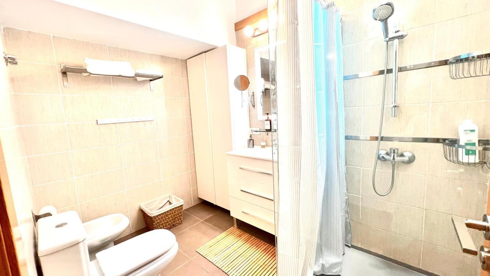 Oasis Beach Holiday Home With Jacuzzi ปลายา เดล อิงเกลส ภายนอก รูปภาพ